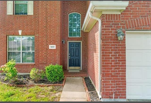 1801 Sharpsbury Dr in Euless, TX - Building Photo - Building Photo