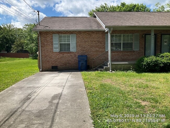 8671 Tervada Dr in Knoxville, TN - Building Photo - Building Photo