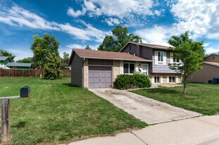 1552 S Memphis St in Aurora, CO - Building Photo