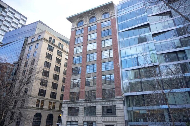 454 Rue De la Gauchetière O in Montréal, QC - Building Photo - Building Photo