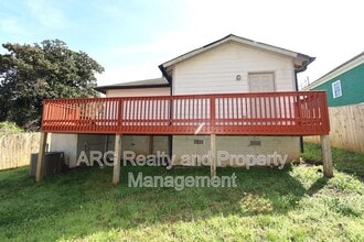 1095 Ira St SW in Atlanta, GA - Building Photo - Building Photo