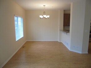 615 Windsor Dr in Fox Lake, IL - Building Photo - Building Photo