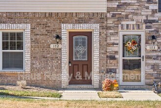 172 Dundee Dr in Clarksville, TN - Building Photo - Building Photo