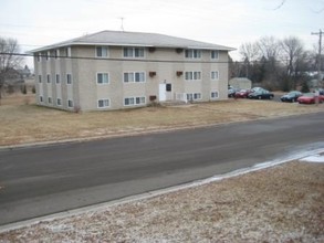 Parkside Apartments in Norwood Young America, MN - Building Photo - Building Photo