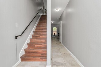 5822 Santa Bernadetta in Houston, TX - Building Photo - Building Photo