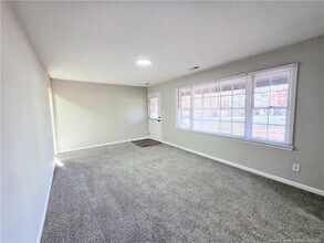 7525 Kisco Dr in Fayetteville, NC - Building Photo - Building Photo