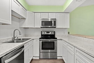 5100 Hickory St in Panama City, FL - Building Photo - Building Photo
