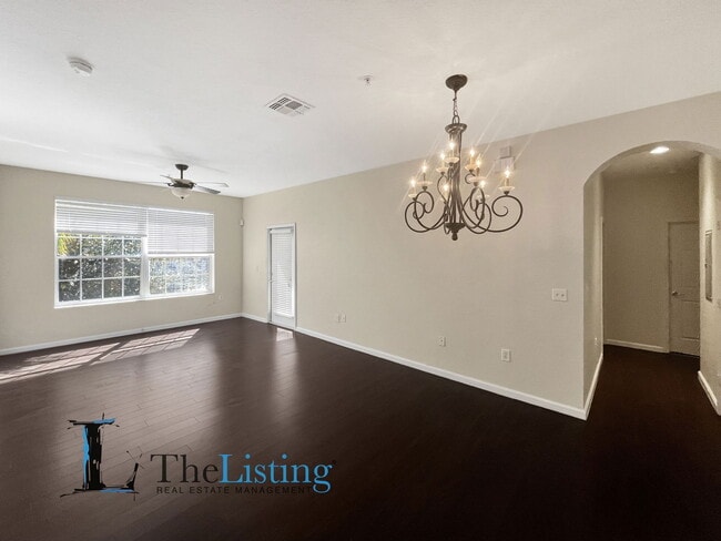 8630 Buccilli Dr in Orlando, FL - Building Photo - Building Photo