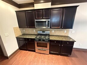 1095 Township Cir in Alpharetta, GA - Building Photo - Building Photo