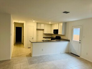 9001 Thrasher Trl in McKinney, TX - Foto de edificio - Building Photo