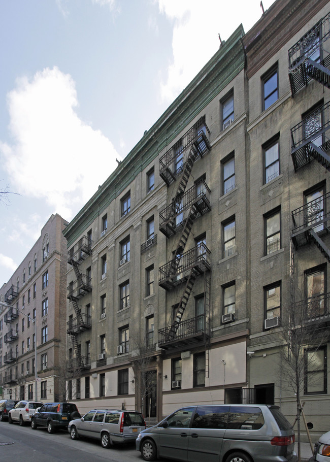 Varona in New York, NY - Building Photo - Building Photo