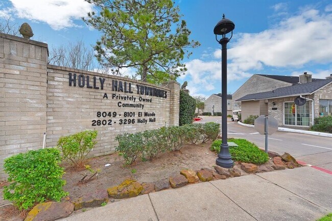 8063 El Mundo St in Houston, TX - Building Photo - Building Photo