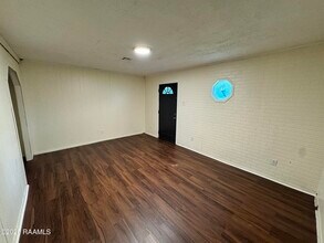 105 Chag St in Lafayette, LA - Building Photo - Building Photo