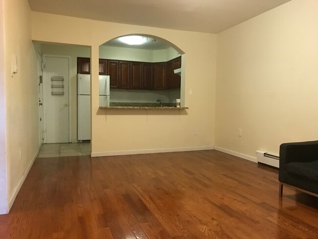 6249 Broadway, Unit 1