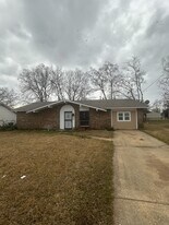 5328 Ira Ln in Montgomery, AL - Building Photo