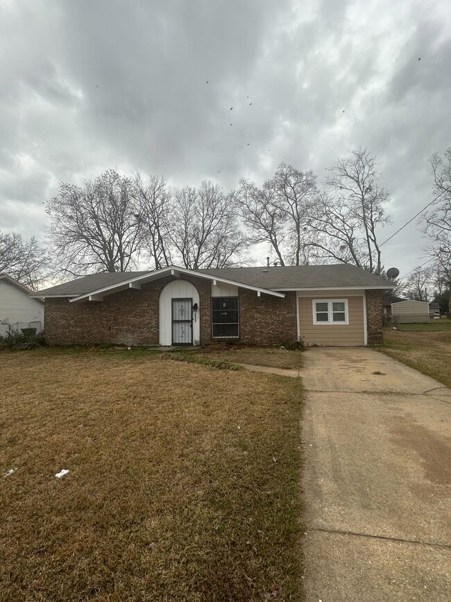 property at 5328 Ira Ln