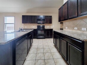 6001 Roderick Dr in Austin, TX - Building Photo - Building Photo