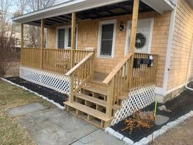 44 Roebuck Ave, Unit Apt 2 in Saco, ME - Building Photo