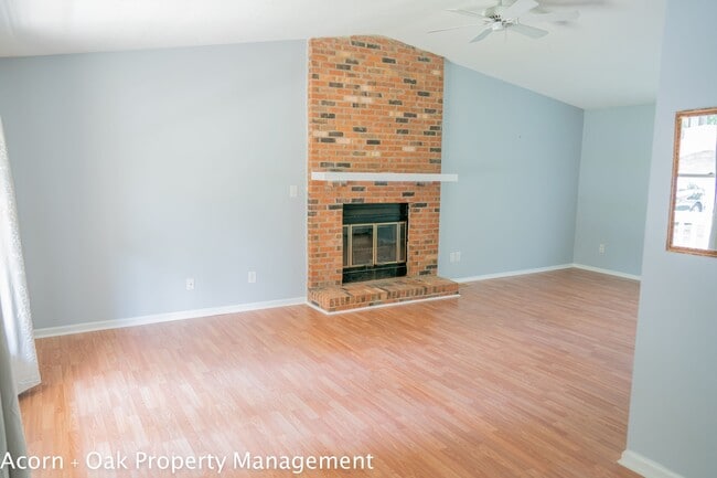 2002 Strebor St in Durham, NC - Building Photo - Building Photo