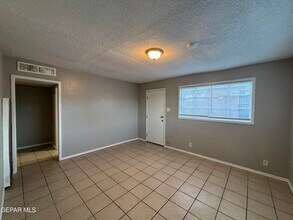 3906 Harrison Ave in El Paso, TX - Building Photo - Building Photo