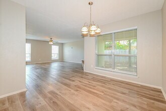 1301 Southridge Dr in Lancaster, TX - Building Photo - Building Photo