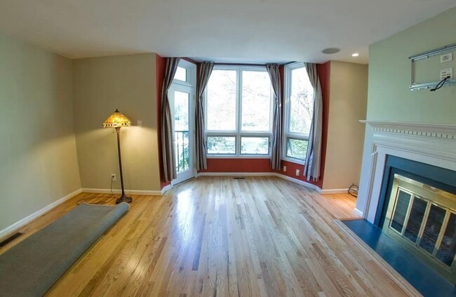 328 W 6th St in Charlotte, NC - Building Photo - Building Photo