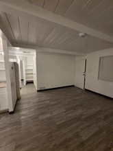 11 E San Joaquin St in Fresno, CA - Foto de edificio - Building Photo