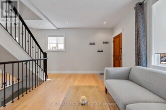100 Craighurst Ave in Toronto, ON - Building Photo - Building Photo