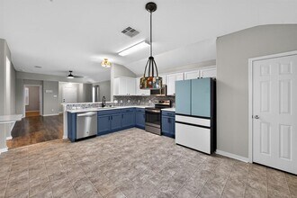 13237 Pine Needle St in Manor, TX - Building Photo - Building Photo