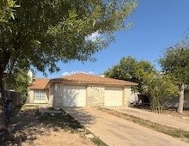 property at 2202 Donahue Ln