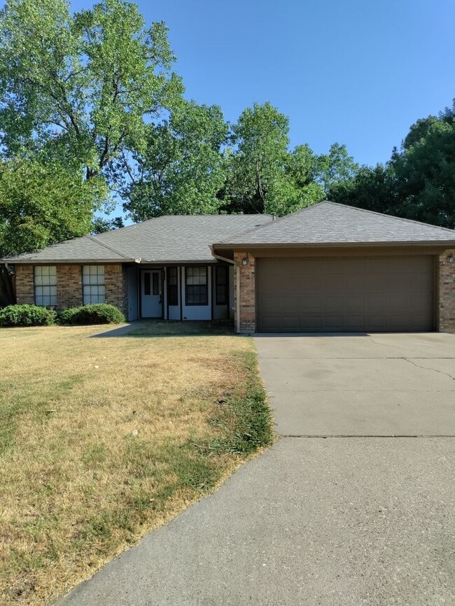 property at 3037 Oakshire St