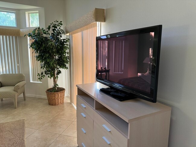 78383 Silent Dr in Palm Desert, CA - Building Photo - Building Photo