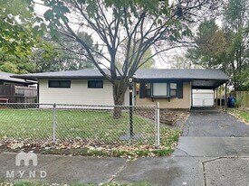 4957 Betsy Dr in Columbus, OH - Building Photo