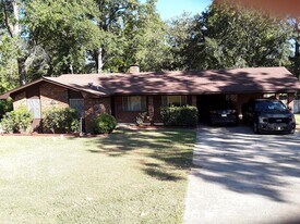206 W Charlotte Ave in Ruston, LA - Building Photo