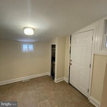 2214 W Berks St in Philadelphia, PA - Building Photo - Building Photo