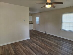 2523 Lofurno Rd in Chesapeake, VA - Building Photo - Building Photo