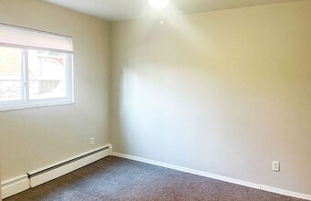 249 Senator Pl in Cincinnati, OH - Foto de edificio - Building Photo