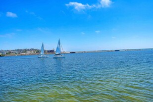 29 Yawl St in Marina Del Rey, CA - Building Photo - Building Photo