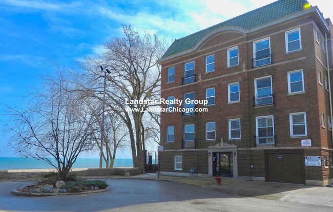 1053 W Pratt Blvd, Unit 3B in Chicago, IL - Building Photo - Building Photo