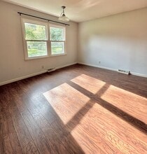 503 S Jefferson St in Mahomet, IL - Building Photo - Building Photo