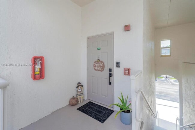 4311 SW 160th Ave in Miramar, FL - Building Photo - Building Photo