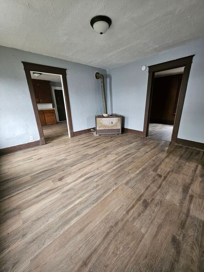 property at 626 E 23rd St