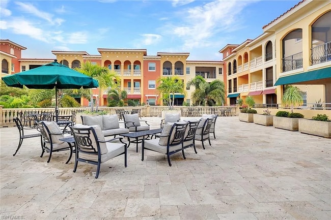 21450 Strada Nuova Circle in Estero, FL - Building Photo - Building Photo