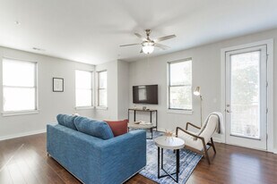 1016 18th Ave S in Nashville, TN - Building Photo