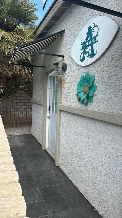 2504 Callita Ct in Las Vegas, NV - Building Photo