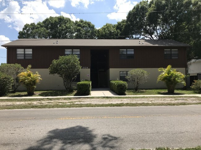 3124 W Sligh Ave in Tampa, FL - Building Photo - Building Photo