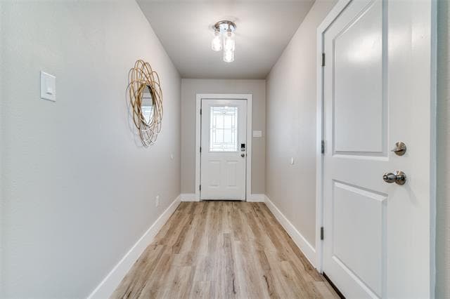 property at 2845 Oakdale St