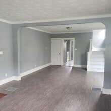 320 Cambridge Ave, Unit 322 Cambridge Ave. in Dayton, OH - Building Photo - Building Photo