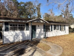 10640 Arnez Rd in Jacksonville, FL - Building Photo - Building Photo
