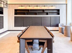 1 Jarvis St in Hamilton, ON - Building Photo - Building Photo